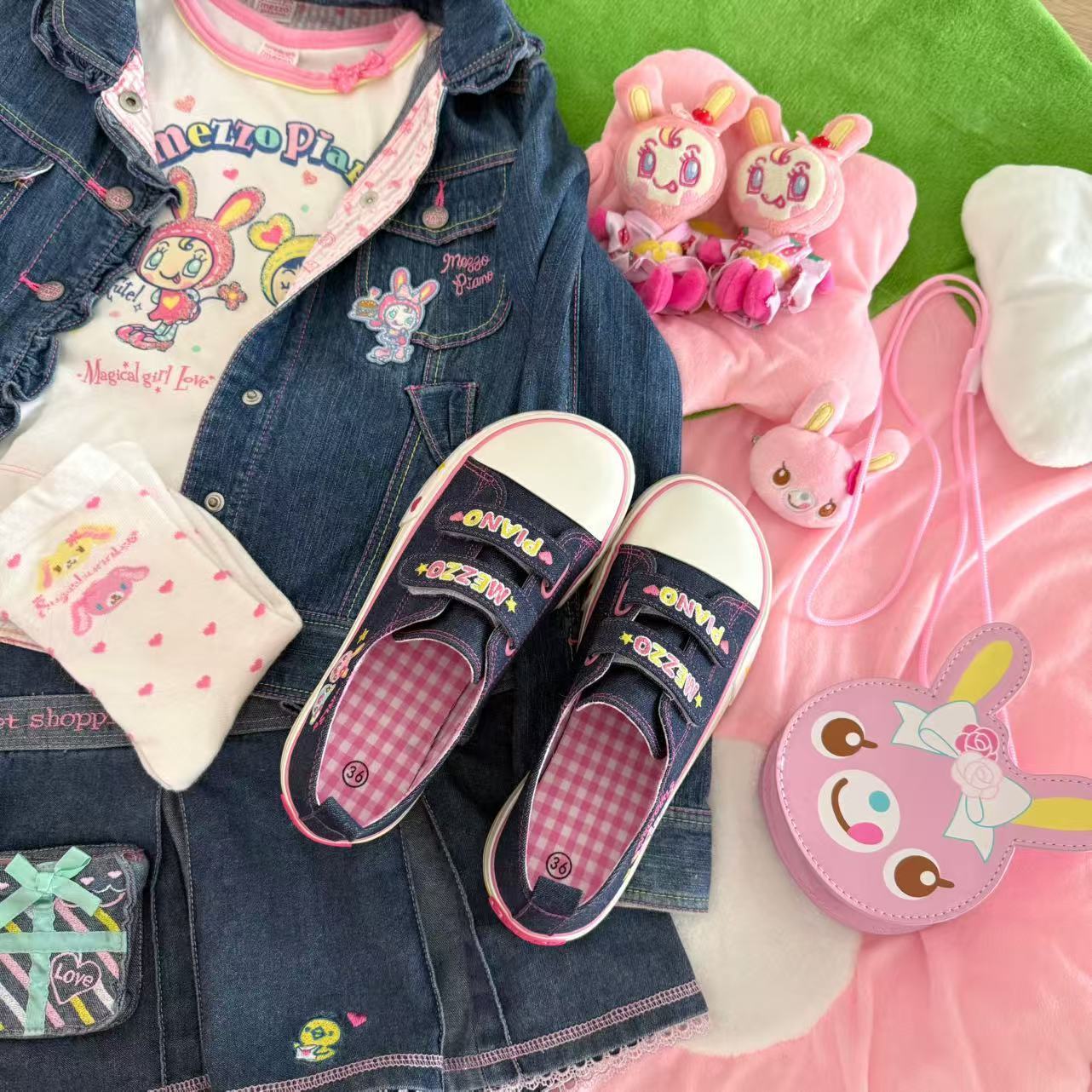 Sepatu Sneakers Bordir Rendah  - Women Shoes Japan ulasan dan harga