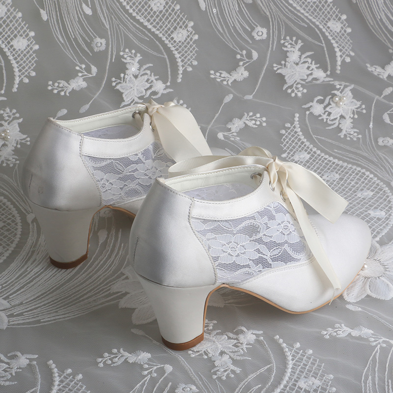 Sepatu Boots Pengantin Hak Blo - Ribbon Tie Heel ulasan dan harga
